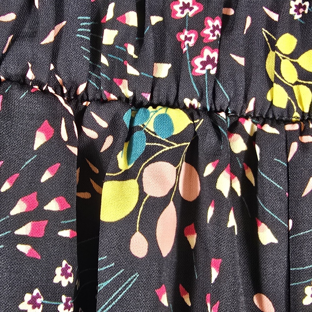 Lulus Women's Size M Bkack Floral Bloom Print Satin Straight -Leg Pants - Picture 7 of 10